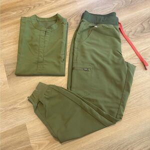 Figs Dark Olive Scrub Set